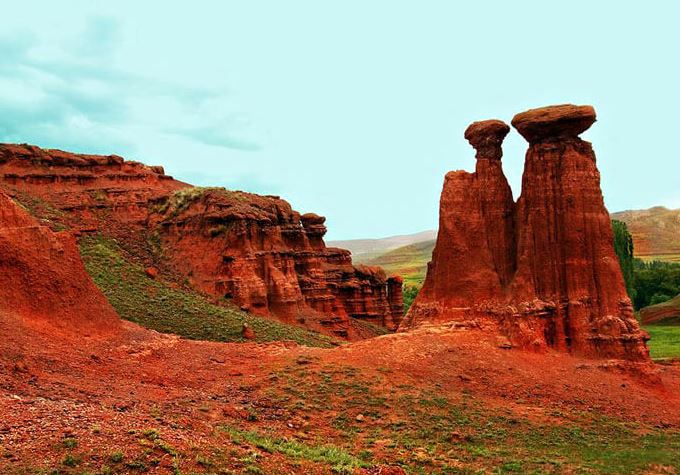 Most popular places in Turkey Narman Fairy Chimneys