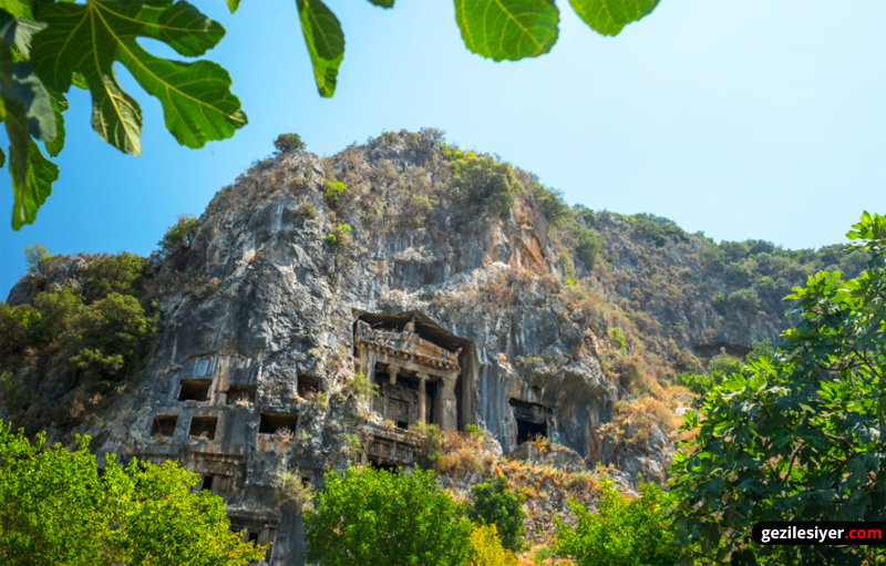 Amintas Rock Tombs